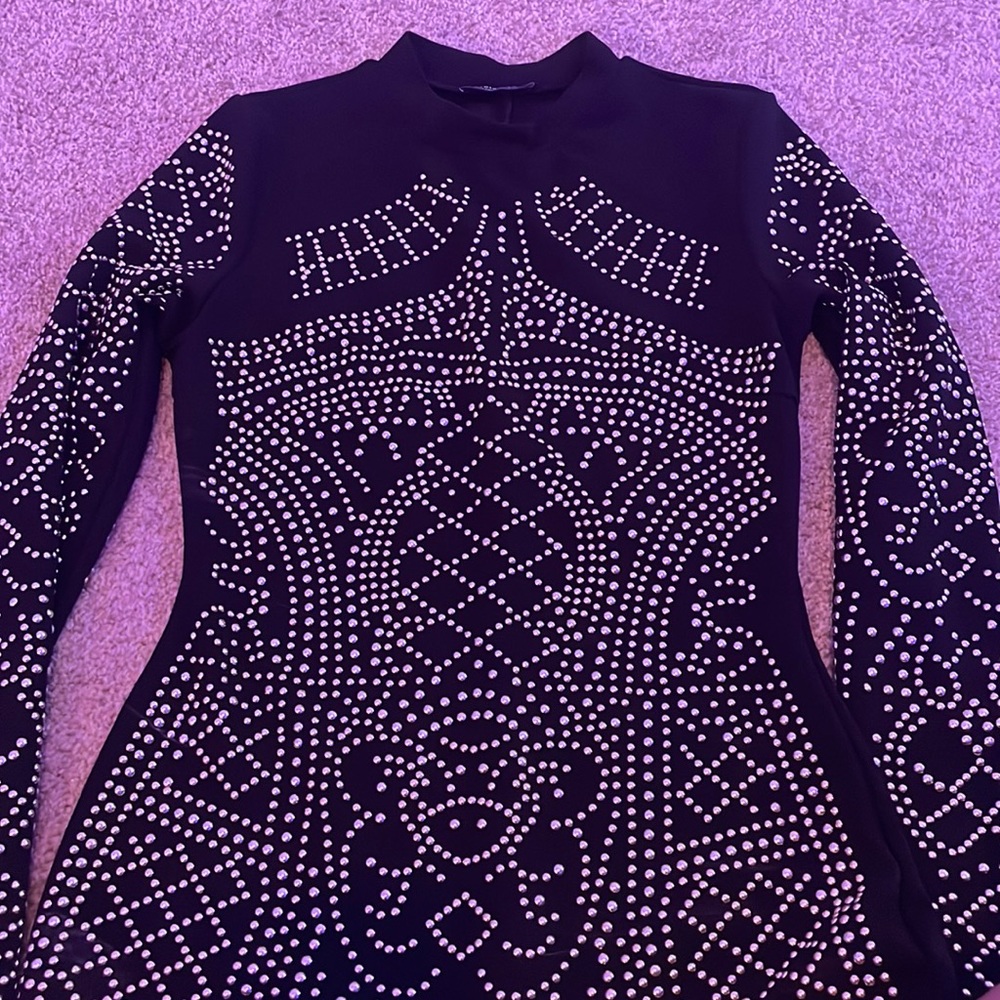 MINI DRESS - BLACK / GOLD. ⭐️